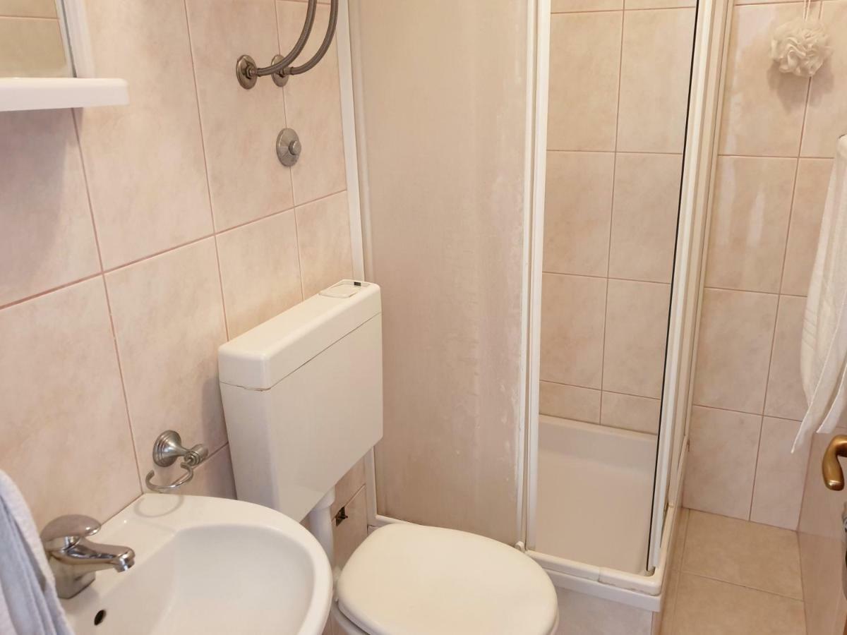 Guest House Miro Novalja Room photo